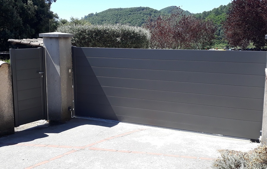 Nos mod&egrave;les de portails ALU &agrave;&nbsp;APT